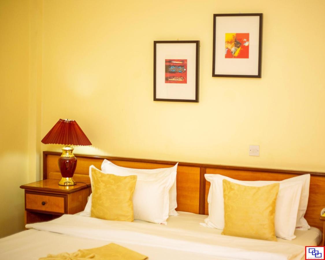 Hotel Marjorie 'Y' Tema Esterno foto